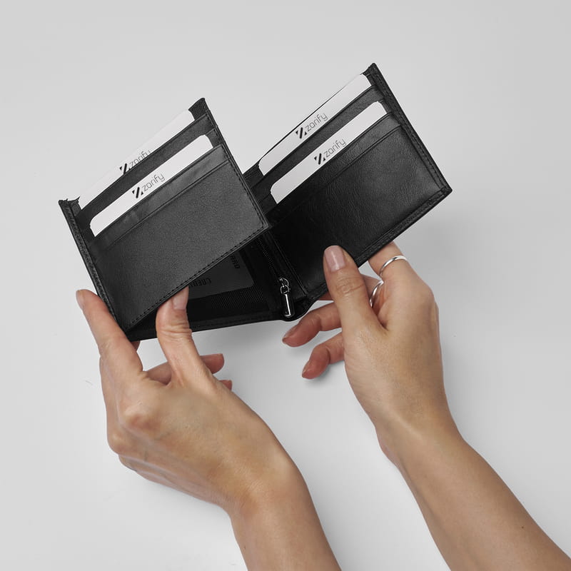 Gümüş Harf İşlemeli Hakiki Erkek Deri Cüzdan