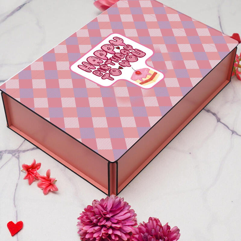 Happy Birthday: Şıklığın ve Neşenin Buluşma Kutusu