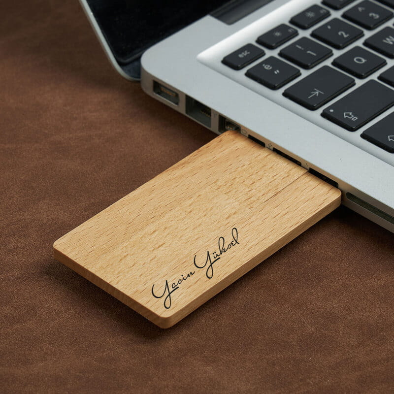 İmza Stilli 32GB Bambu USB Bellek