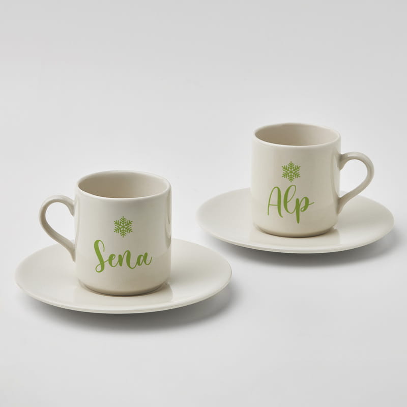 İsme Özel Kar Tanesi Kahve Fincanı ve Çikolata Hediye Kutusu