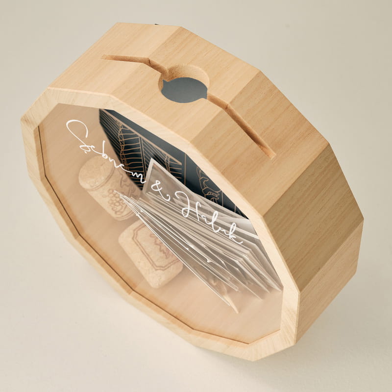 İsme Özel Şarap Mantarı Koleksiyon Kutusu