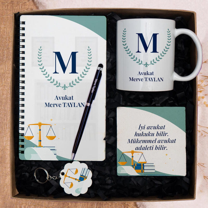 "İyi Avukat Hukuku Bilir " Tasarımlı Kişiye Özel Hediye Kutusu