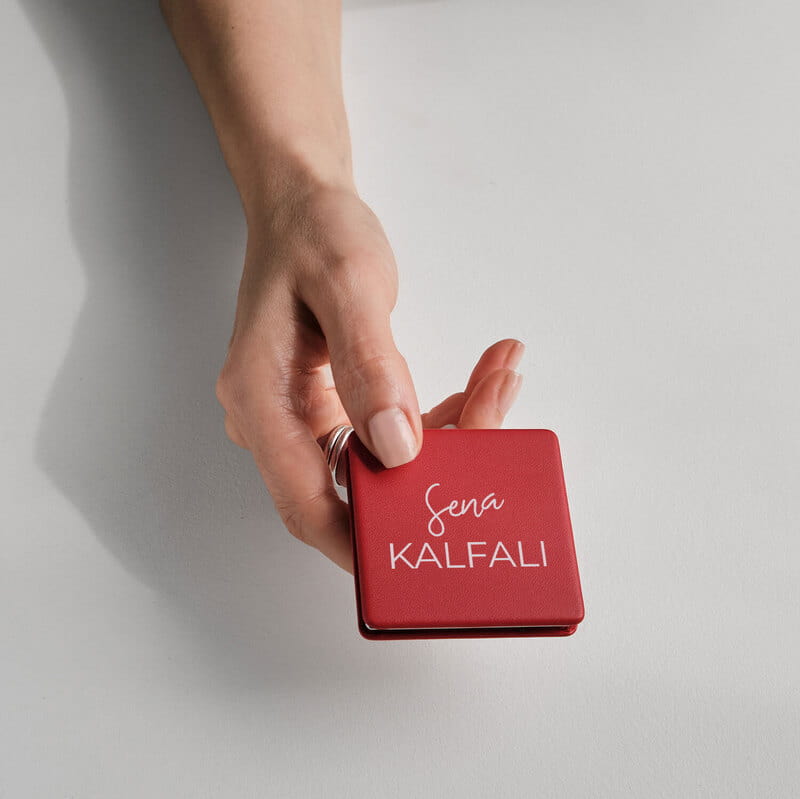 Kapak İsim Yazılı Kırmızı El Aynası