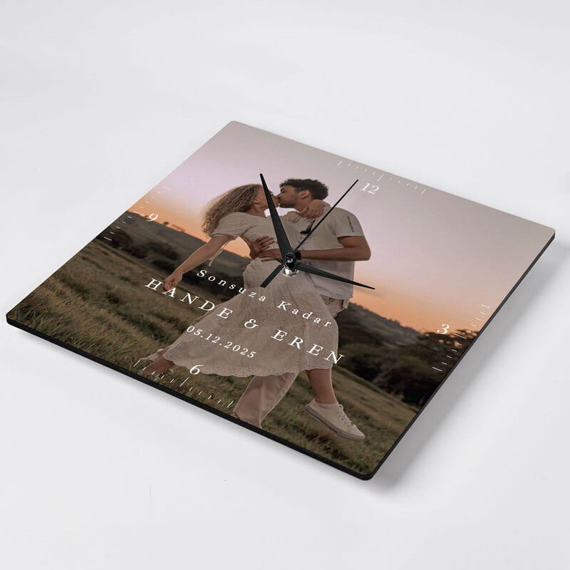 Kare Fotoğraflı Duvar Saati