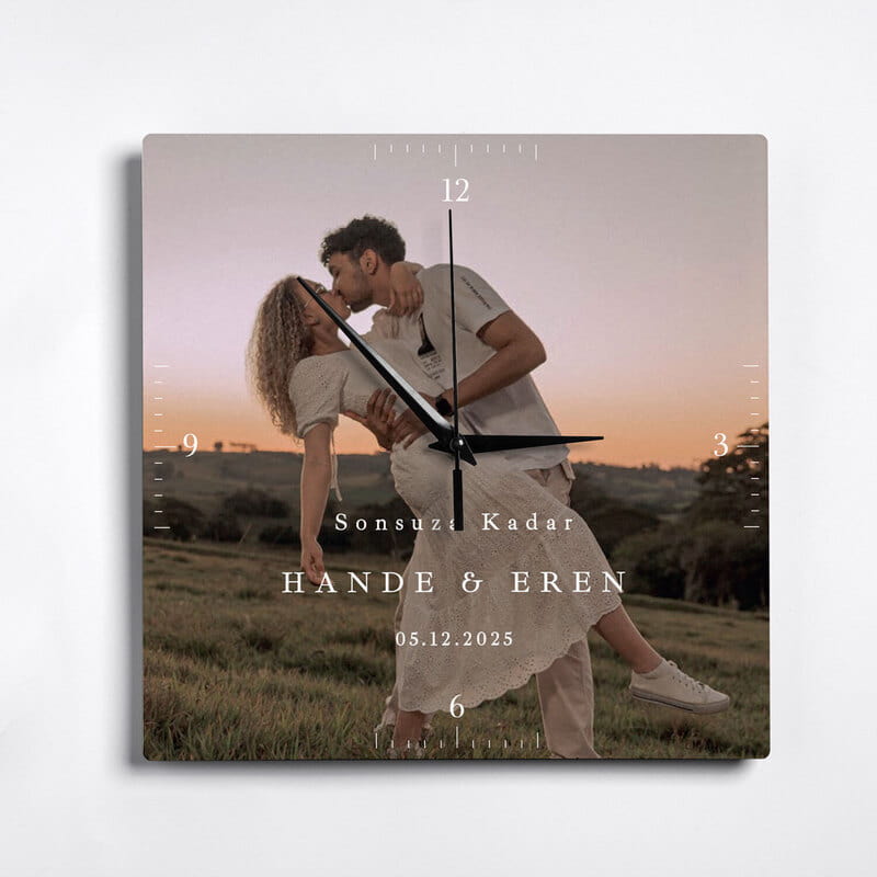 Kare Fotoğraflı Duvar Saati