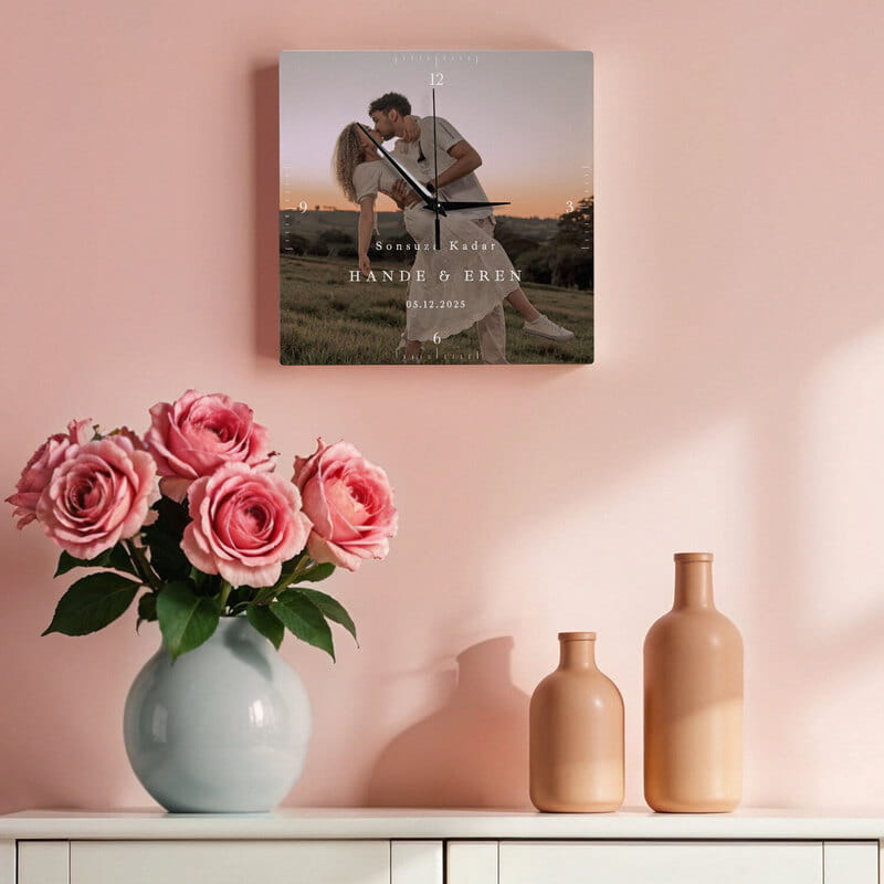 Kare Fotoğraflı Duvar Saati