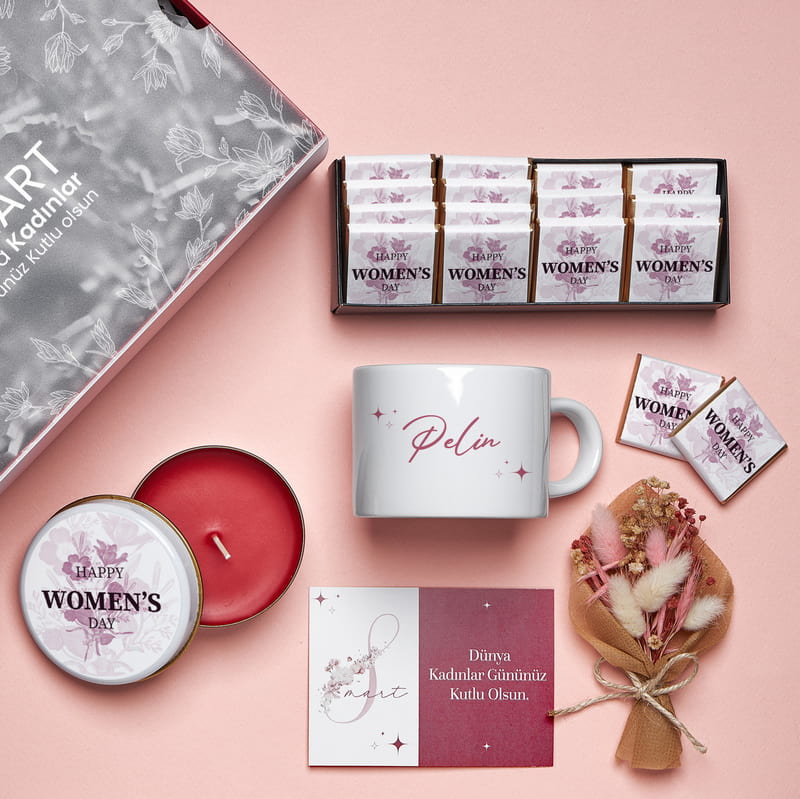 Kişiye Özel Kadınlar Günü Hediye Kutusu