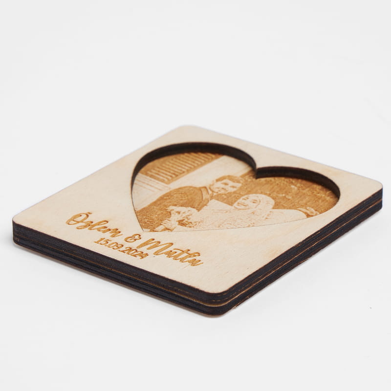 Kişiye Özel Kalp Detaylı Ahşap Magnet