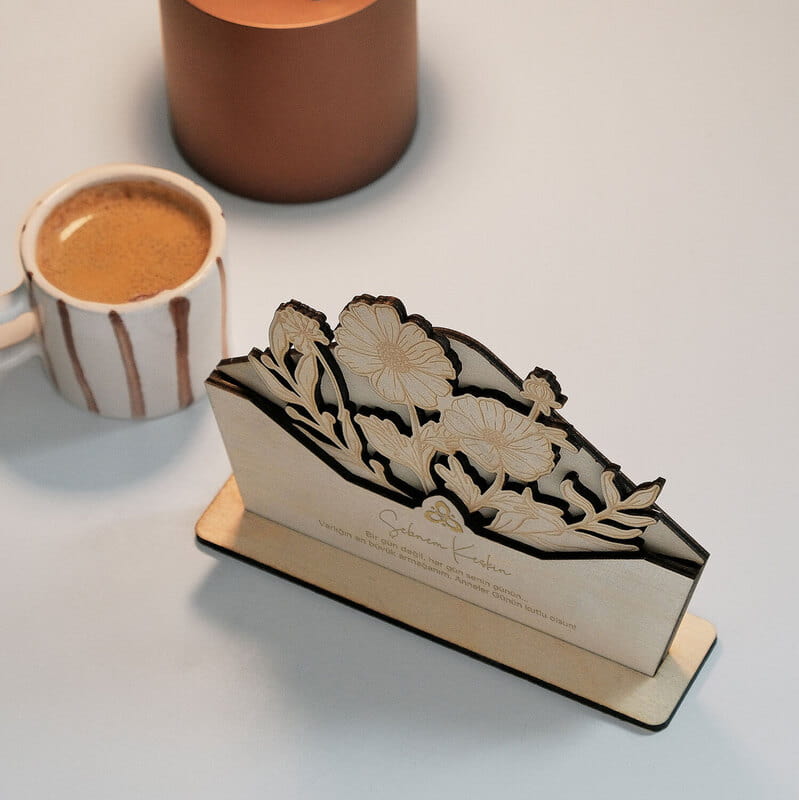 Kişiye Özel Mesajlı Ahşap Anneler Günü Çiçek Dekoru