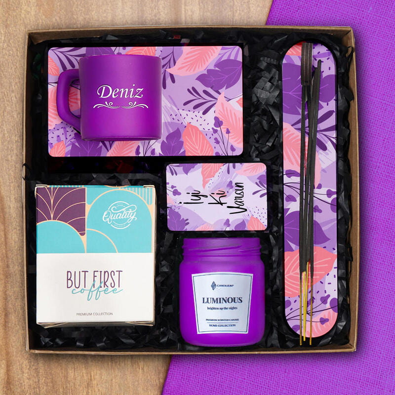 Kişiye Özel Yaprak Tasarımlı Hediye Kutusu