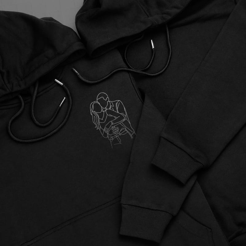 Line Art Tasarımlı Sevgili Sweatshirt Kombini