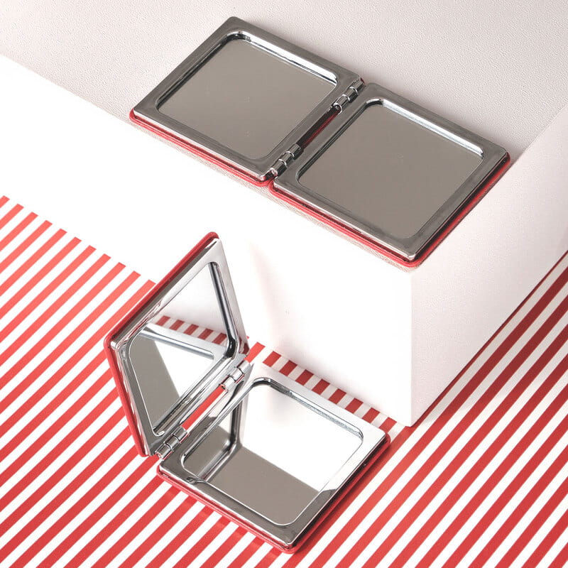 Minimal Harfler Mini Makyaj Aynası