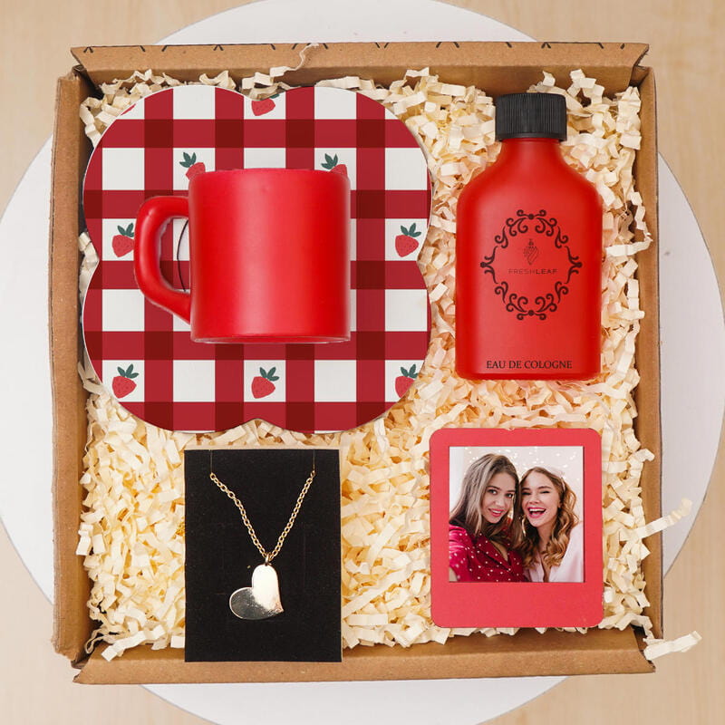 Mutluluğun Kırmızı Hali Kişiye Özel Hediye kutusu