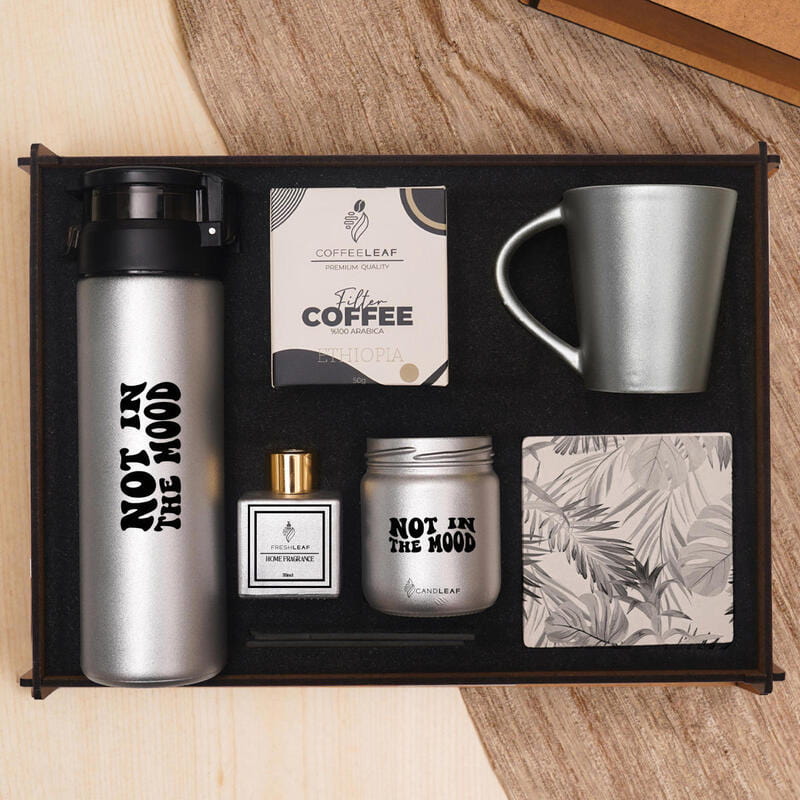 Premium Kutusunda Gümüş Renk Hediye Seti