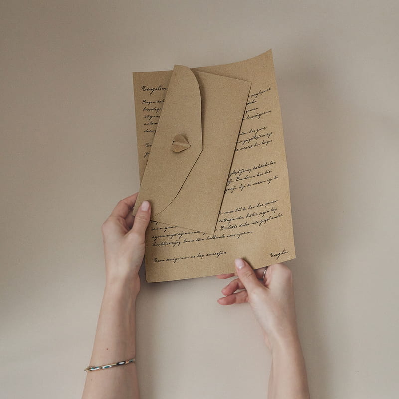 Sevgiliye Mektup - Kişiselleştirilebilir Mesajlı Sevgiliye Özel Romantik Mektup