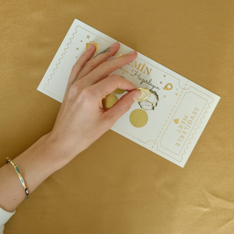 Sevgiliye Sürpriz Tatil Hediyesi Kazı Kazan Bileti