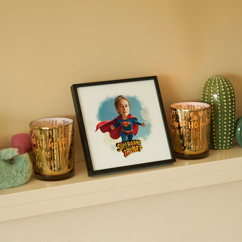 Süper Anneye Özel İsimli Karikatür Tasarım Çerçeve