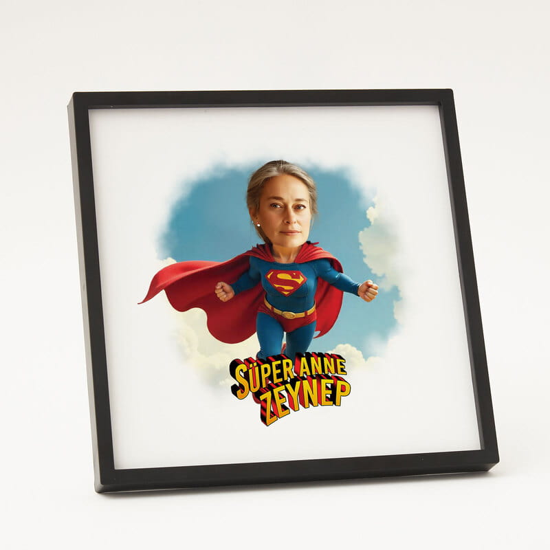 Süper Anneye Özel İsimli Karikatür Tasarım Çerçeve