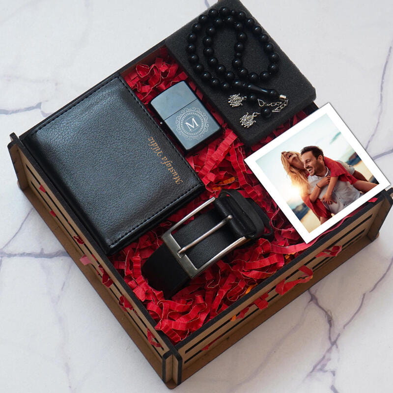 Tarz Sahibi Erkekler İçin Kişisel Dokunuşlu Hediye Kutusu
