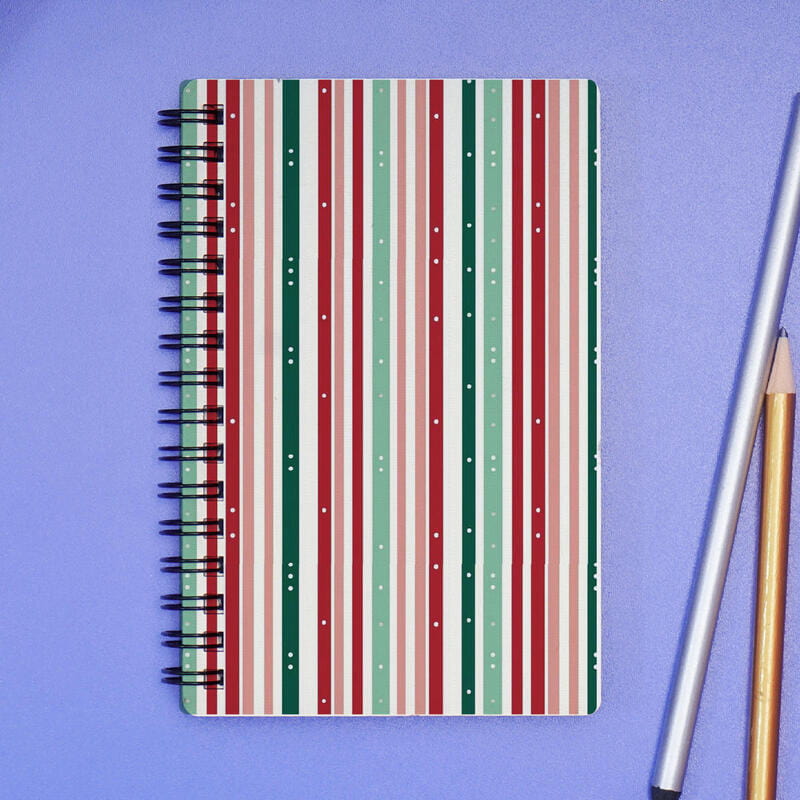 Yılbaşı Ahşap Defter Sunumlu Fincan Kolonya Cam Suluk Türk Kahvesi Kahve Hediye Kutusu