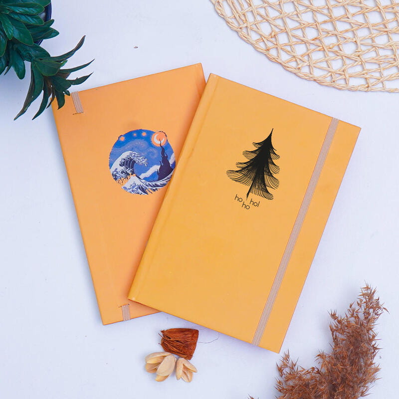 Yılbaşıba Özel Defter Kalem Kupa Fular Hediye Kutusu