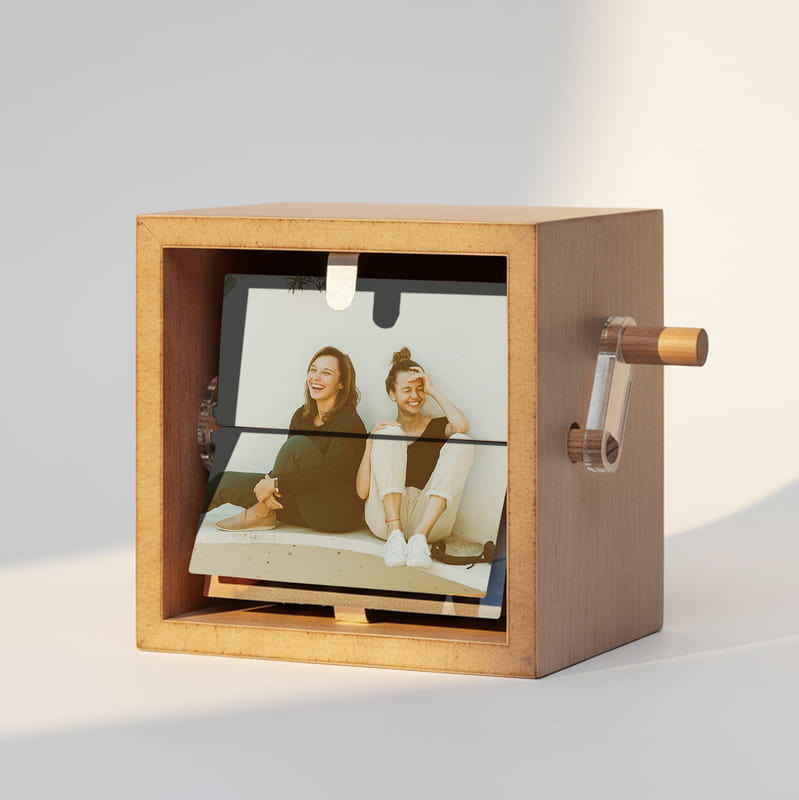 Animasyonlu Fotoğraf Kutusu Flipbox