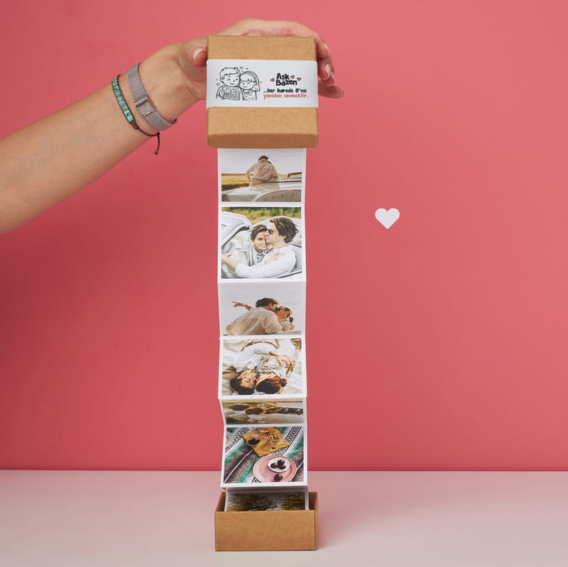 Aşk Bazen... Akordiyon Fotoğraf Kutusu