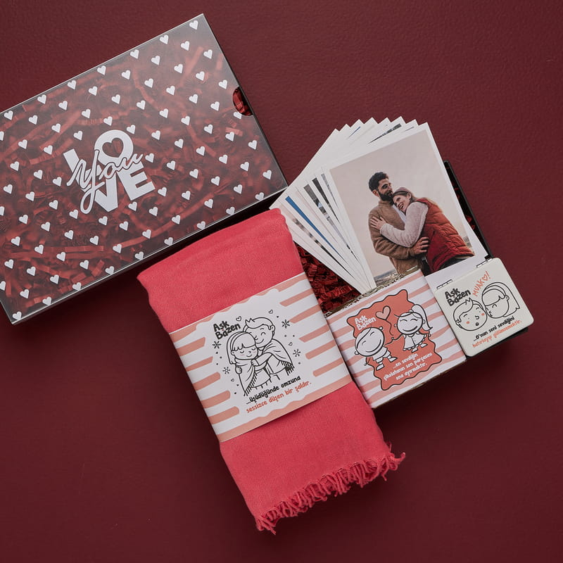 Aşk Bazen Bizim Hikâyemizdir Hediye Kutusu