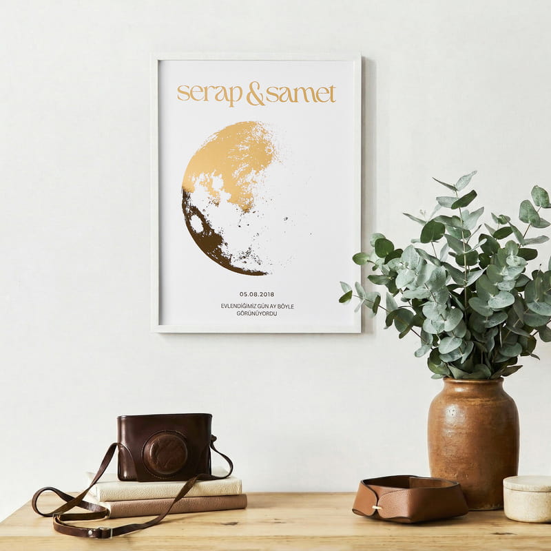 Bizim Ay Fazımız Gold Kaplama Fotoğraf Çerçevesi - 30 x 40 cm