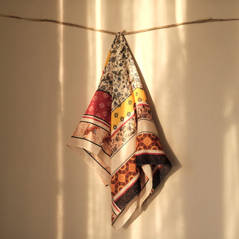 Bohem Tarz Çiçekli Fular Bandana