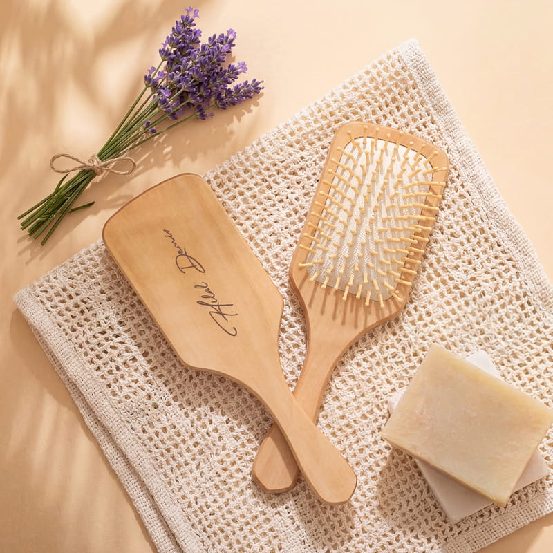 Doğal Ahşap İsim Yazılı Saç Tarağı