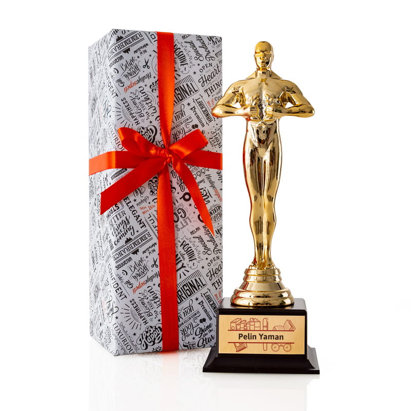 Edebiyat Öğretmeni İsimli Oscar Ödülü