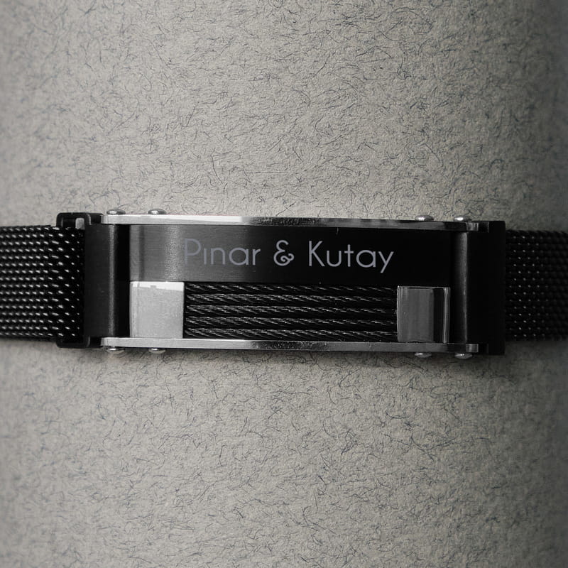 Erkeğe Özel İsim Yazılı Magnetli Bileklik