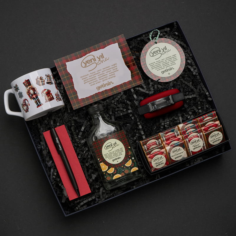 Erkek Sevgiliye Özel Yeni Yıl Hediye Kutusu