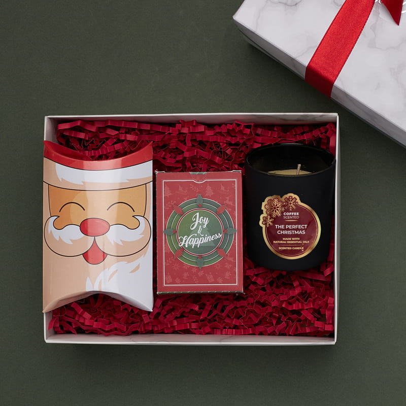 Fotoğraflı İskambil Kartları Çikolatalı Yılbaşı Hediye Kutusu