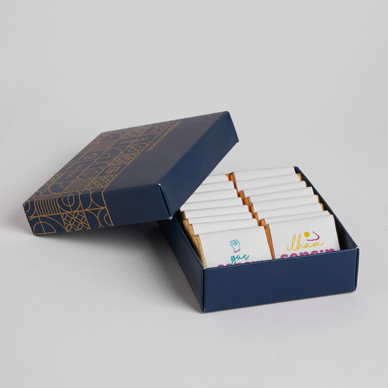 Güç Sensin Kadınlara Özel Hediye Kutusu