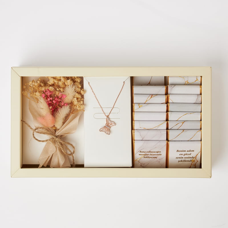 Gümüş Kolye Seçenekli İyi ki Sen Hediye Kutusu