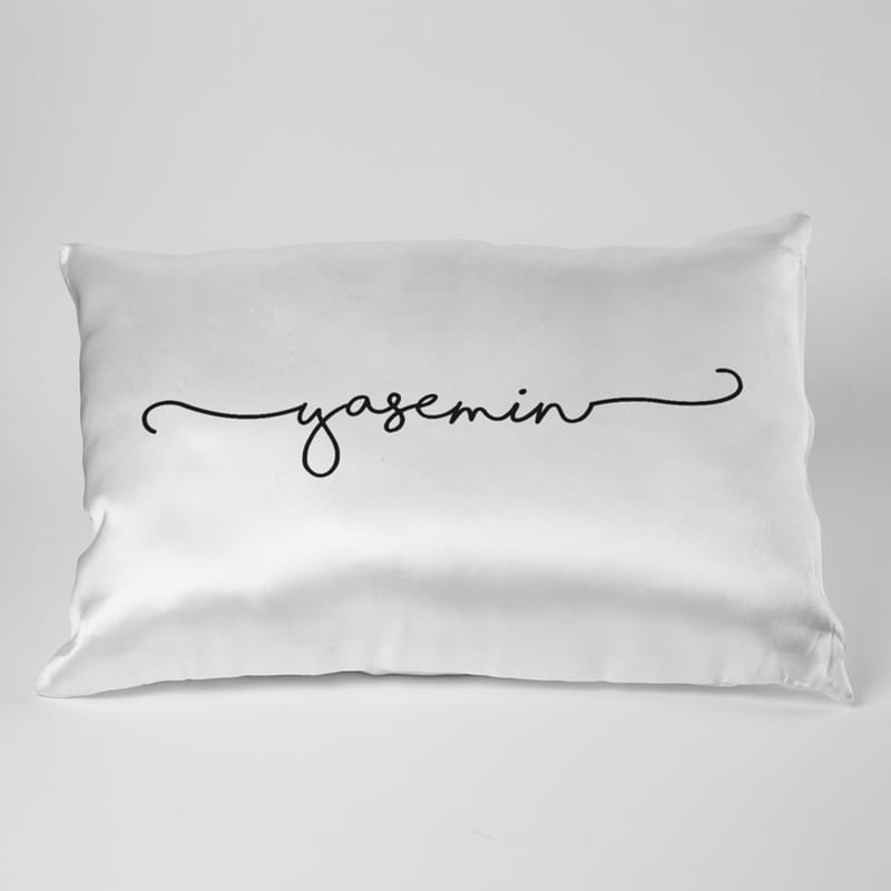 İsim Yazılı Dekoratif Saten Yastık