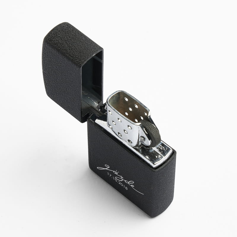 İsim Yazılı Metal Benzinli Çakmak