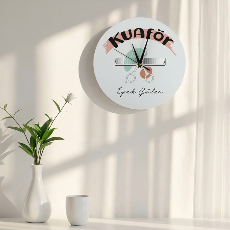 Kadın Kuaförüne Kişiye Özel Ahşap Duvar Saati