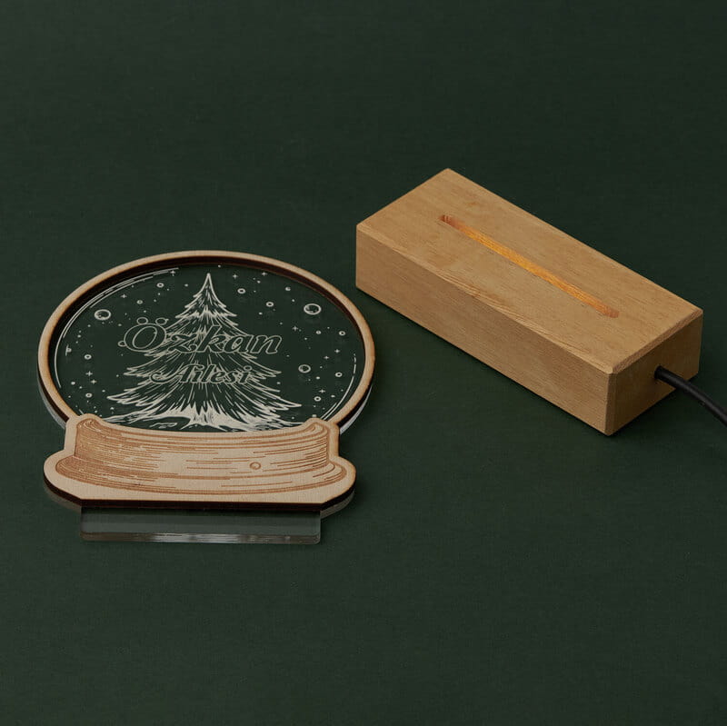 Kar Küresi Katmanlı Yılbaşı Ağacı Aile İsimli Led Lamba