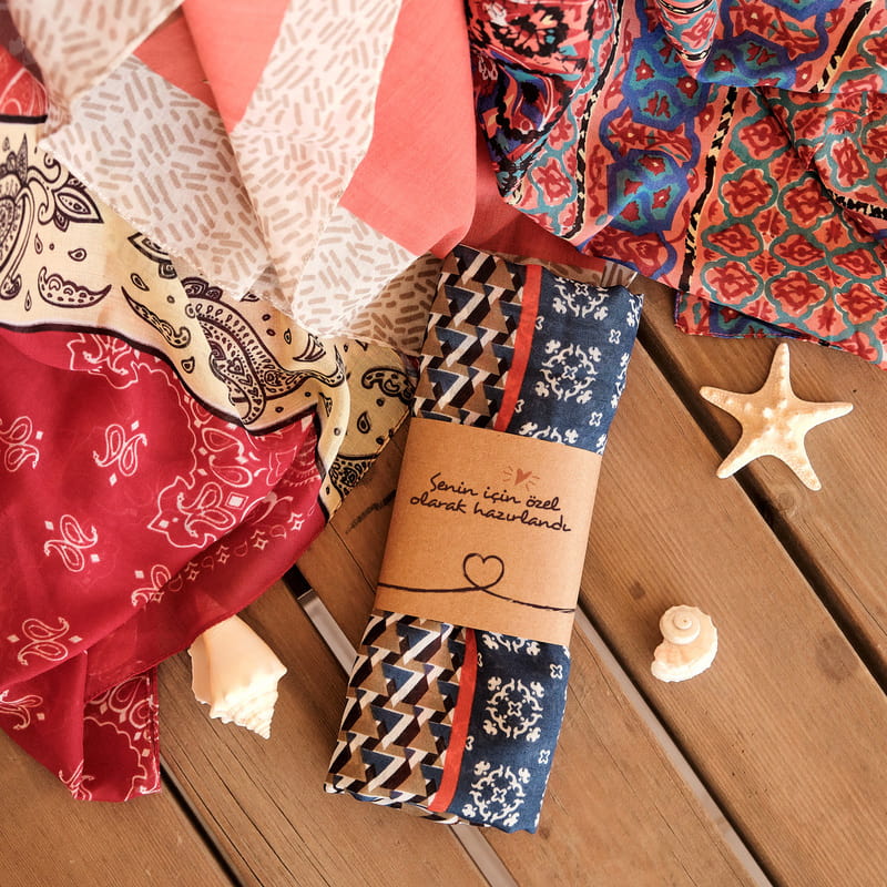 Karma Desenli 4'lü Kadın Fular