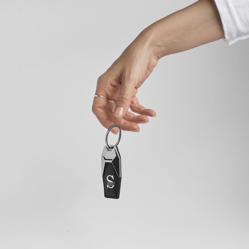 Kişiye Özel Harf İsimli Deri Anahtarlık