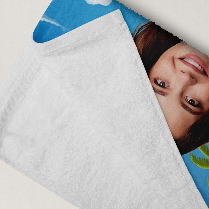 Kişiye Özel Karikatür Baskılı Kadın Plaj Havlusu