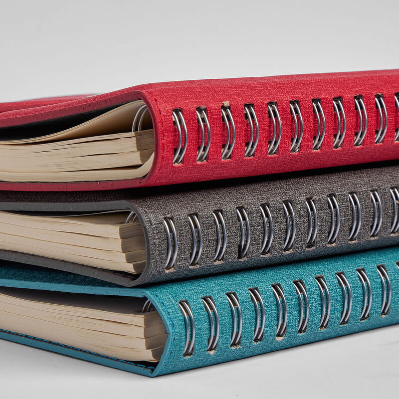 Kişiye Özel Mıknatıs Kapaklı 2026 Günlük Planlayıcı Ajanda