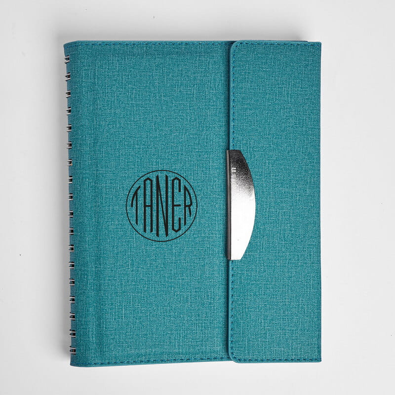 Kişiye Özel Mıknatıs Kapaklı 2026 Günlük Planlayıcı Ajanda