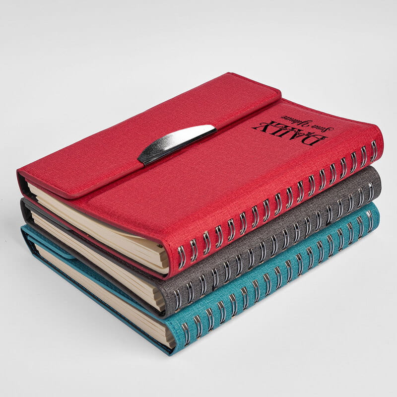 Kişiye Özel Mıknatıs Kapaklı 2026 Günlük Planlayıcı Ajanda