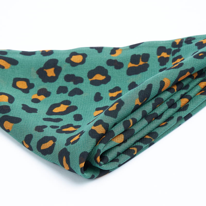 Koyu Yeşil Leopar Desenli Şık Fular