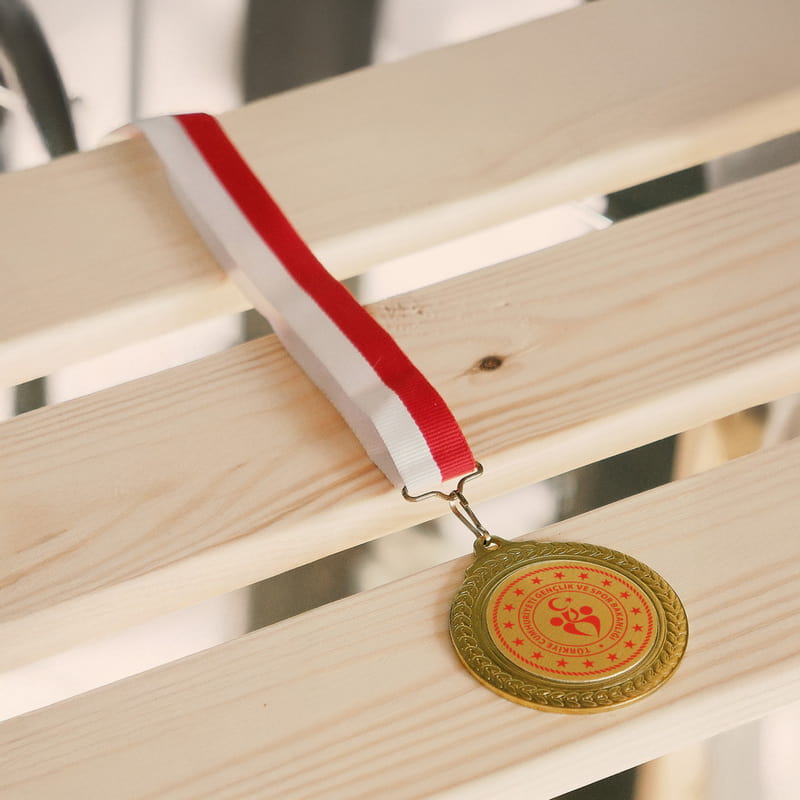 Kurumsal Logolu Gold Madalya