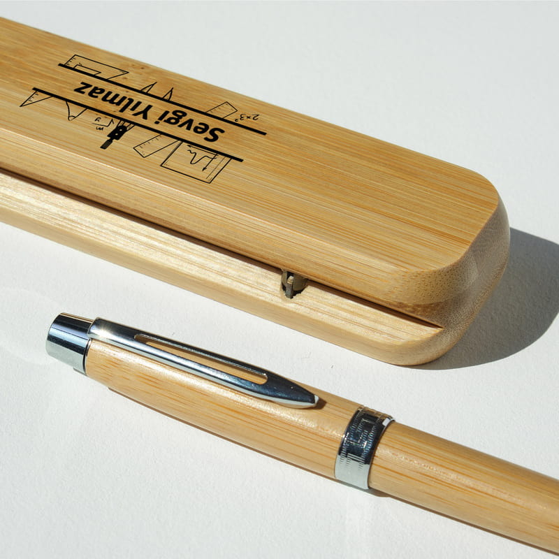 Matematik Öğretmenine Hediye Ahşap Kutulu İsme Özel Kalem